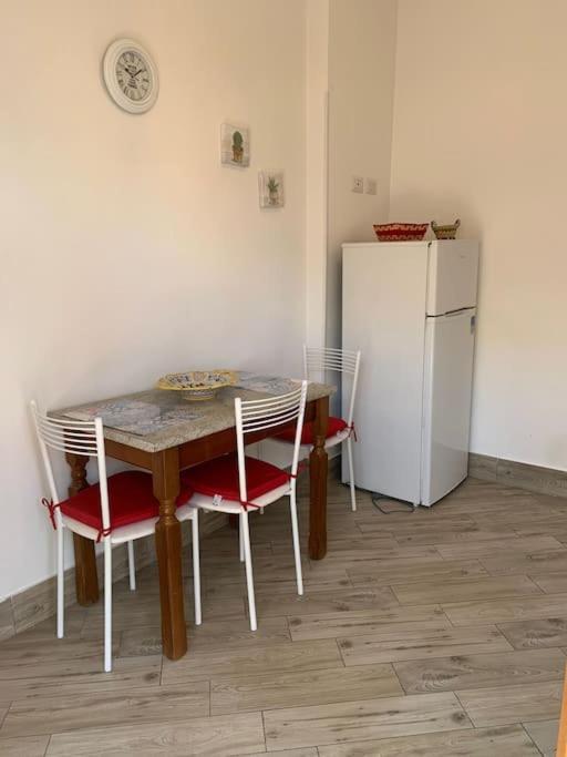 Apartamento Bilocale A Due Passi Dal Porto E Dal Mare Lido di Ostia Exterior foto