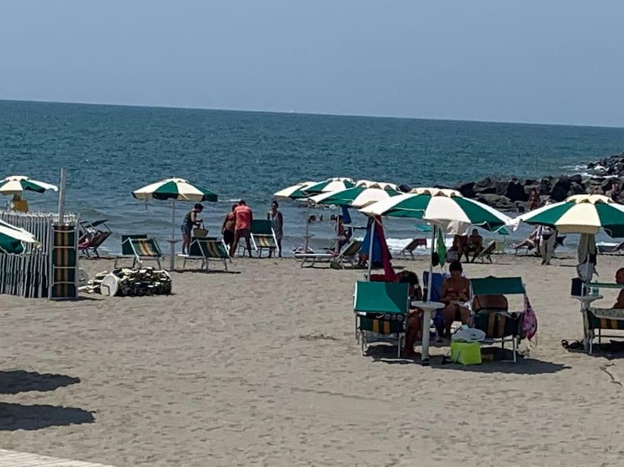 Apartamento Bilocale A Due Passi Dal Porto E Dal Mare Lido di Ostia Exterior foto